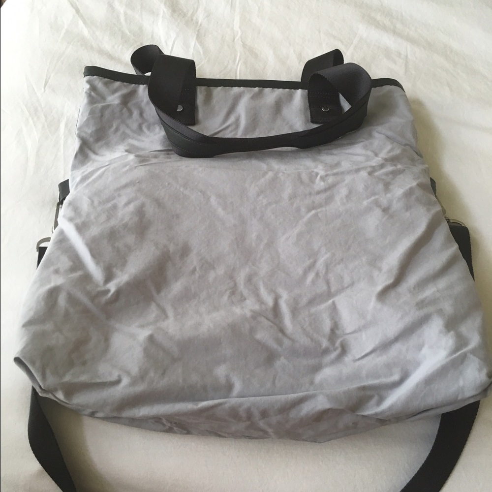 lululemon athletica gym bag